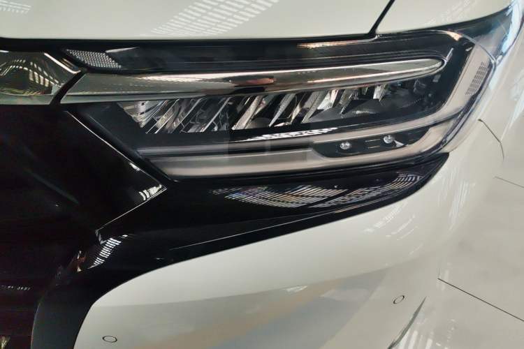 Used Honda Elysion 2022 2.0L eHEV Luxury Edition
