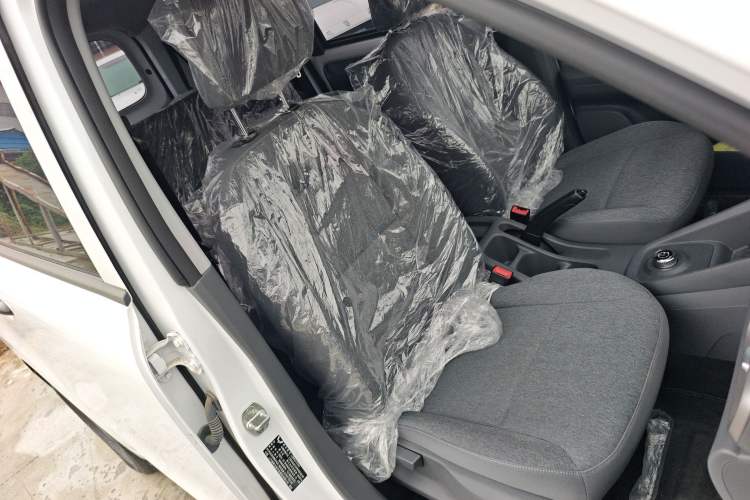 Used Wuling Hongguang New Energy 2024 All-Electric Model 300KM Standard Version