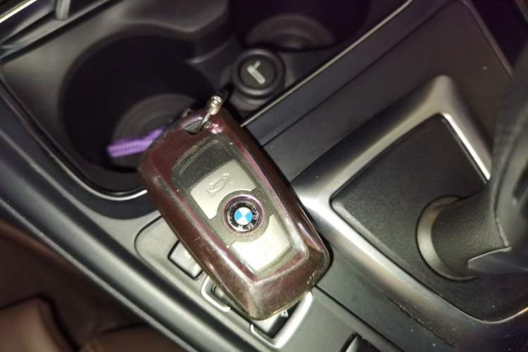 Used BMW 3 Series 2018 320Li Fashion Model
