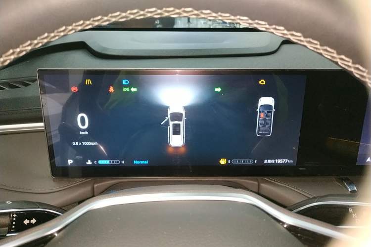 Used SAIC MAXUS G70 2024 2.0T Automatic Flagship Version 7 Seats
