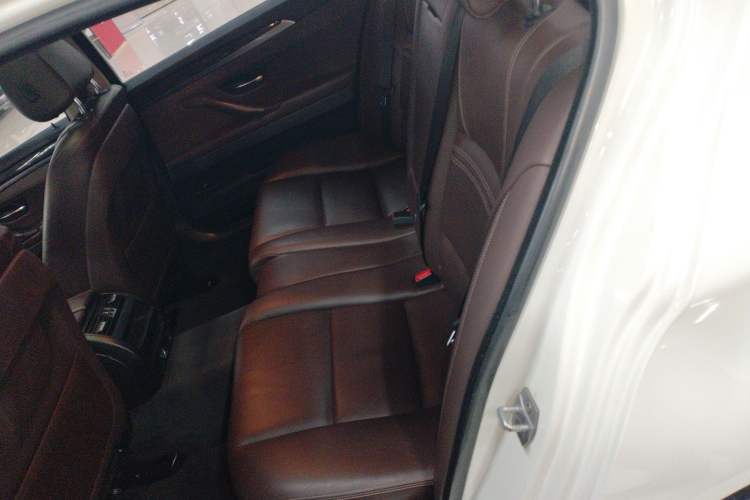 Used BMW 5 Series 2014 525Li Luxury Design Package