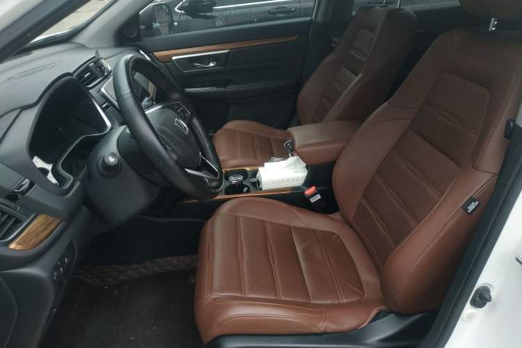 Used Honda CR-V 2021 240TURBO CVT 2WD Fashion Edition
