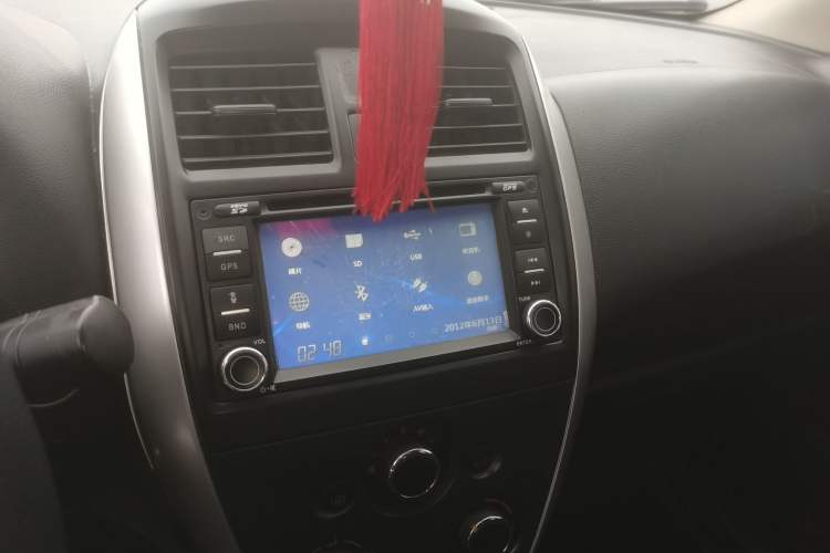 Used Nissan Sunny 2014 1.5XE Manual Elite Edition Audio And AC Panel