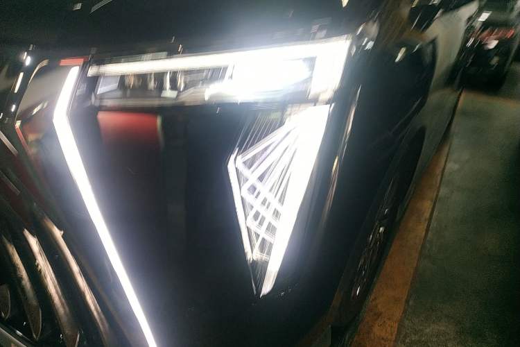 Used GAC Trumpchi M8 2023 Zongshi Series Dual-Motor YuZun Edition Left Front Headlight