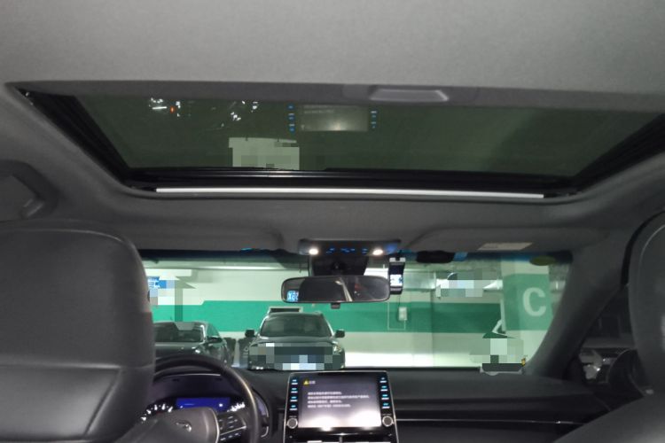 Used Toyota Avalon 2019 2.0L Luxury Edition China VI Standard
