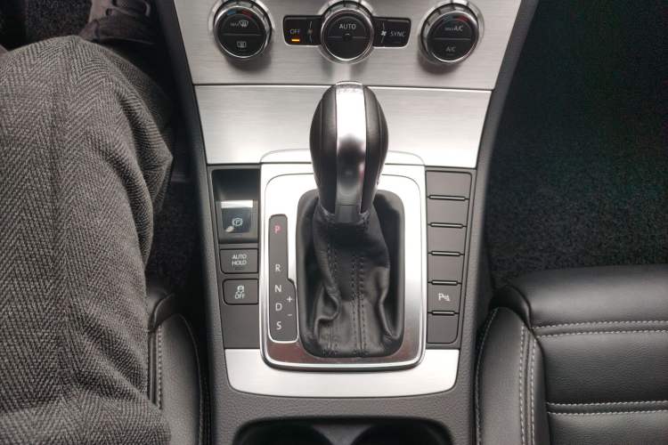 Used Volkswagen FAW-Volkswagen CC 2016 1.8TSI Prestige Model