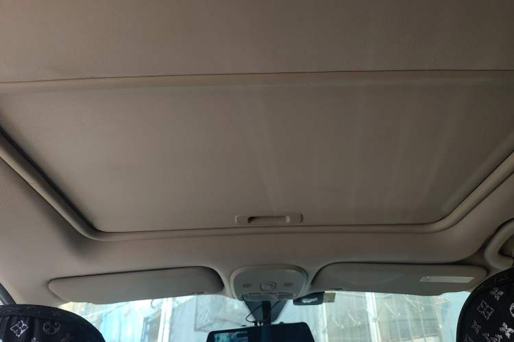 Used Peugeot 308 2012 1.6L Manual Fashion Edition
