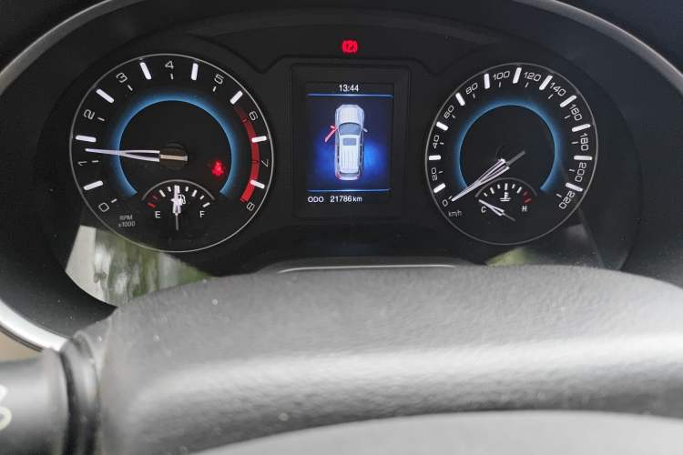 Used Haval H2 2017 Blue Label 1.5T Manual Two-Wheel Drive Luxury Model
