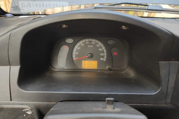 Used Wuling Zhiguang 2013 1.0L Practical Version