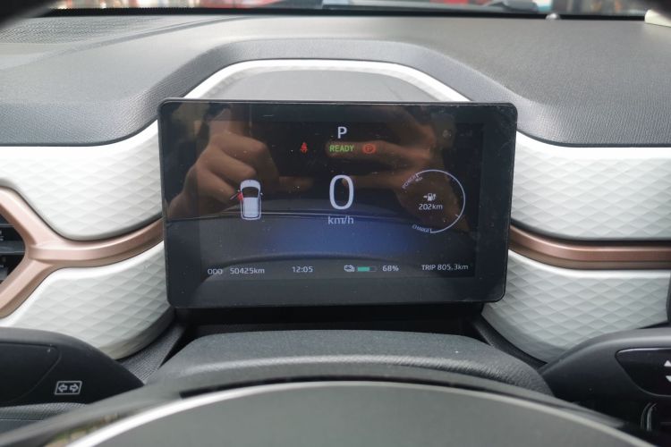 Used SOL E10X 2021 302 km Range Fashion Edition 31.4 kWh