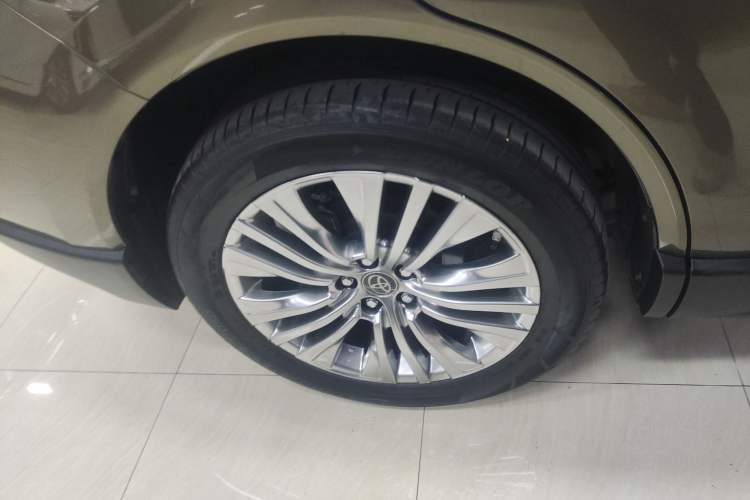 Used Toyota Harrier 2022 Dual-Engine 2.5L CVT Four-Wheel Drive Flagship Edition