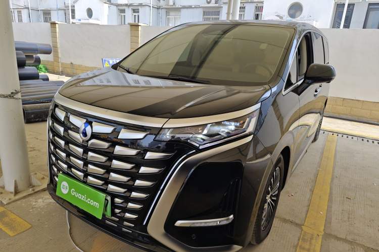 Used Denza D9 2024 DM-i 980 Four-Wheel Drive Prestige Model