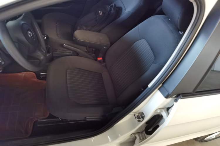 Used Volkswagen Jetta 2015 1.4L Manual Comfort Model Left Front Seat