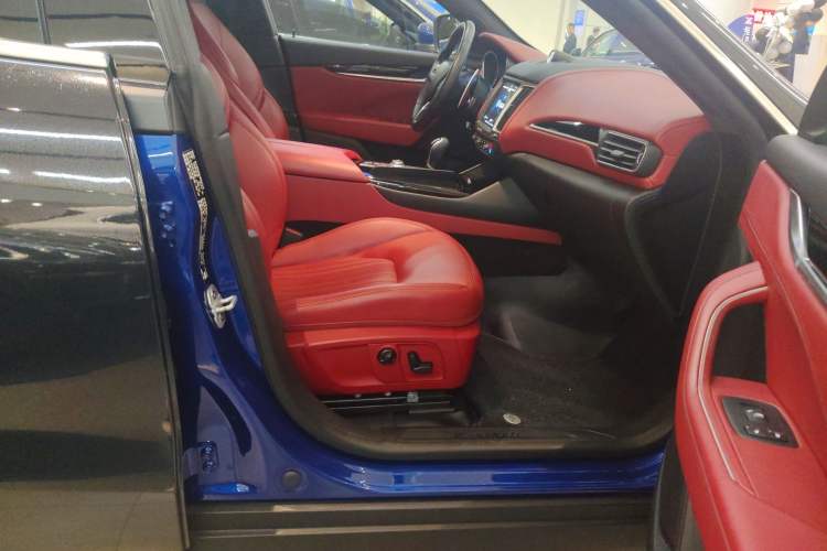 Used Maserati Levante 2018 3.0T Standard Edition Right Front Seat