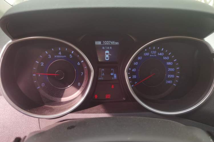 Used Hyundai Elantra (5th Generation / Langdong) 2012 1.6L Manual Leading Model Instrument Cluster
