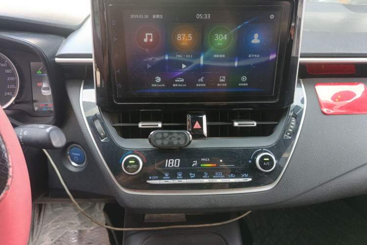 Used Toyota Levin 2019 Dual-Engine 1.8H E-CVT Luxury Edition China VI Standard Audio And AC Panel