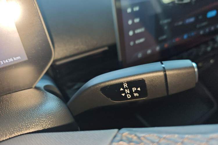 Used JAC Yiwei 3 2023 505 km Championship Edition
