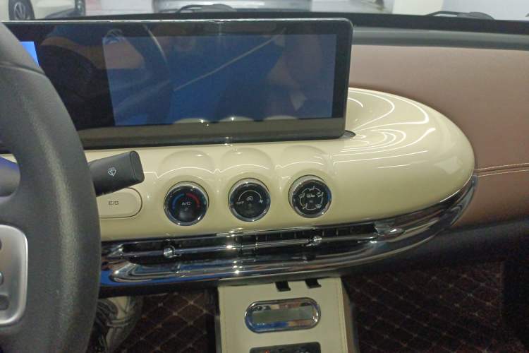 Used Wuling Bingo 2023 203km Comfort Edition