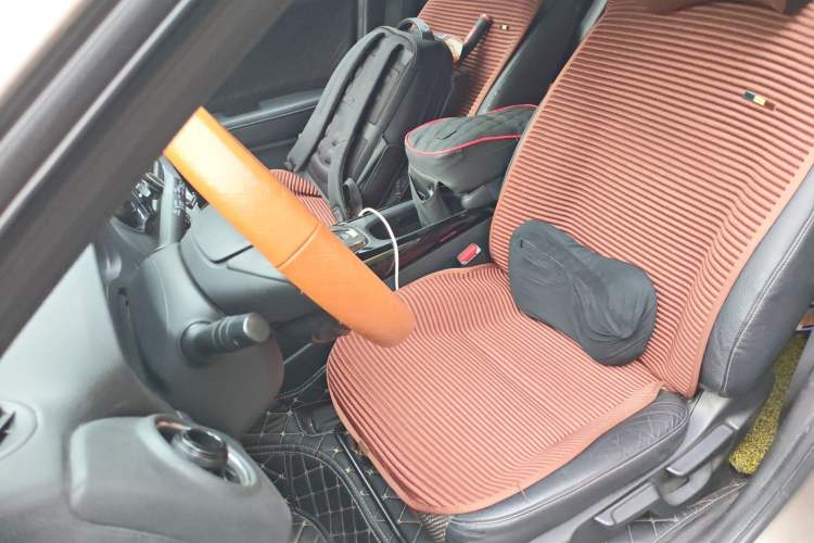 Used Honda XR-V 2015 1.8L EXi CVT Comfort Version Left Front Seat