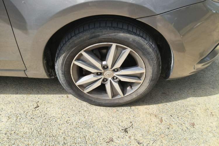 Used CHANGAN Eado 2015 1.6L Manual Luxury Model China IV Standard