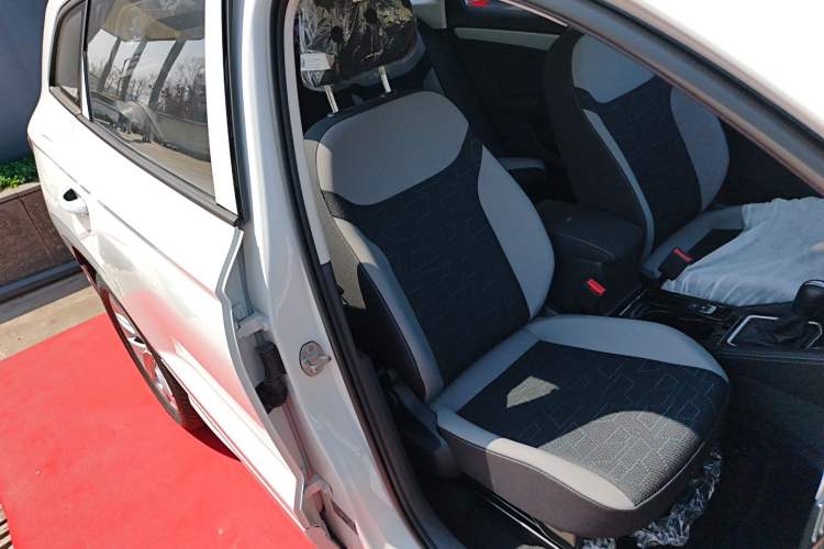 Used Jetta VS7 2024 280TSI Automatic Pioneer Edition
