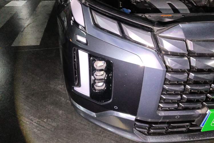 Used Hyundai Palisade 2023 3.5L Automatic 4x4 the Appreciator Plus Version Exterior 3