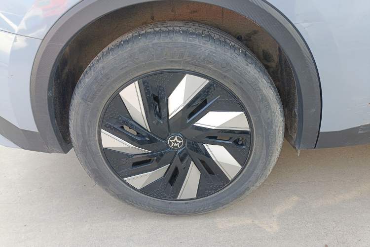 Used Venucia V DD-i 2023 110 km iE Version
