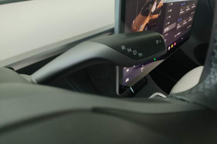 Used Tesla Model Y 2022 Rear-Wheel-Drive Version