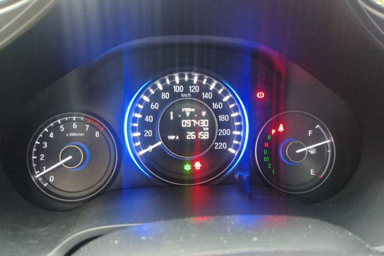 Used Honda Crider 2013 1.8L automatic luxury edition
