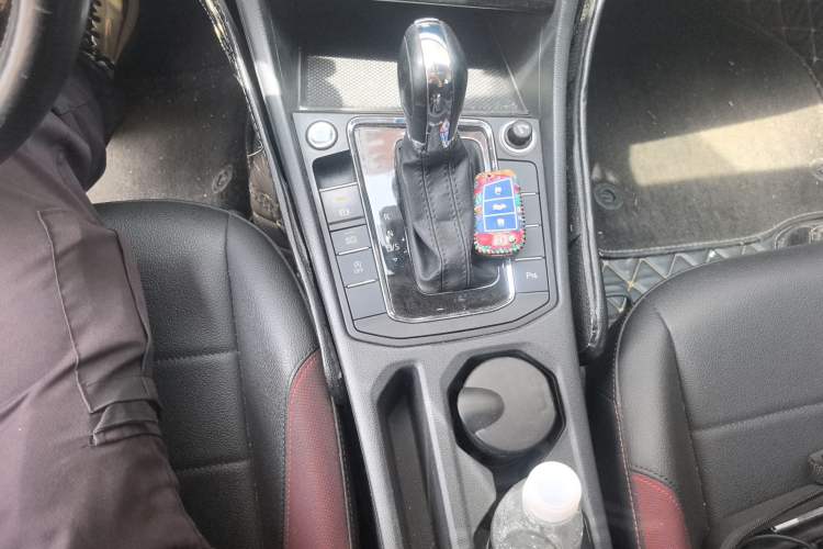 Used Volkswagen Bora 2020 1.5L Automatic Elite Version Gear Lever