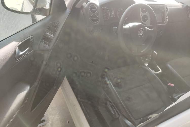 Used Volkswagen Tiguan L 2013 1.8TSI Automatic Two-Wheel Drive Trend Edition
