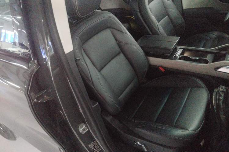 Used Lincoln Nautilus 2025 2.0T Four-Wheel Drive Luxury Edition