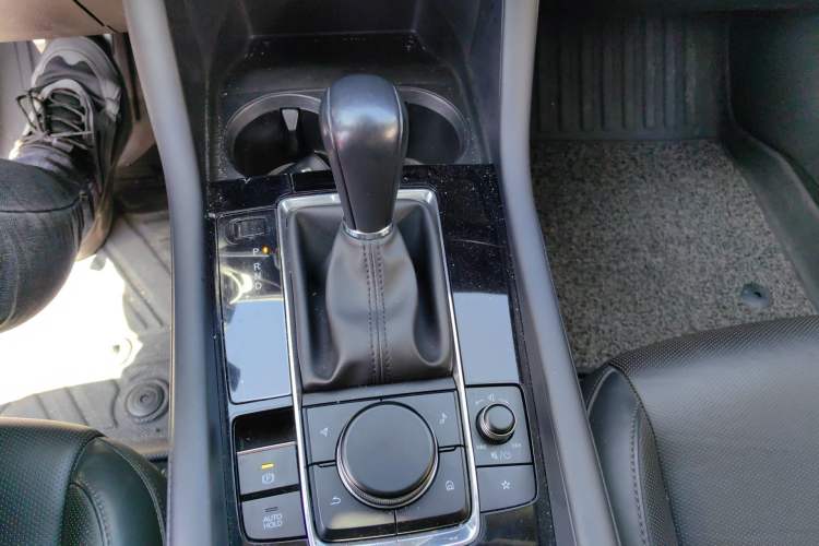 Used Mazda 3 Axela 2021 2.0L Automatic Zhiyao Edition
