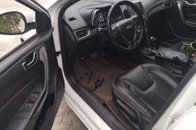 Used Chery Arrizo 5 2016 1.5L CVT Trendsetting Edition
