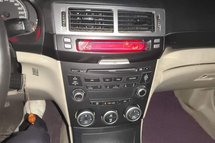 Used Bestune B70 2010 2.0L manual Elite version