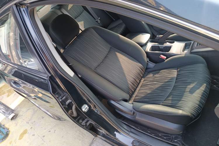 Used Nissan Sylphy 2022 Classic 1.6XE CVT Comfort Edition Right Front Seat