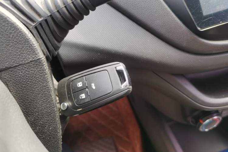 Used Chevrolet Lova RV 2016 1.5L Automatic Smart Drive Edition Vehicle Key