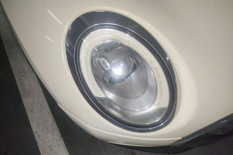 Used MINI Clubman 2016 1.5T COOPER Geek Edition Right Front Headlight