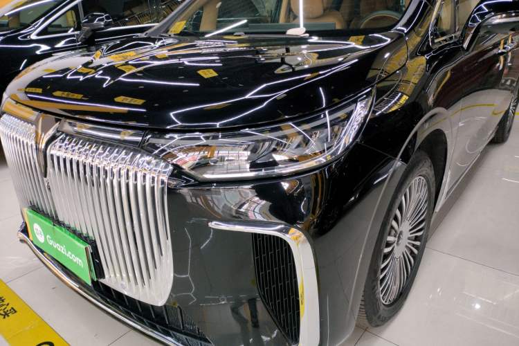 Used VOYAH Dream 2025 PHEV Four-Wheel Drive Excellence Kunpeng Edition