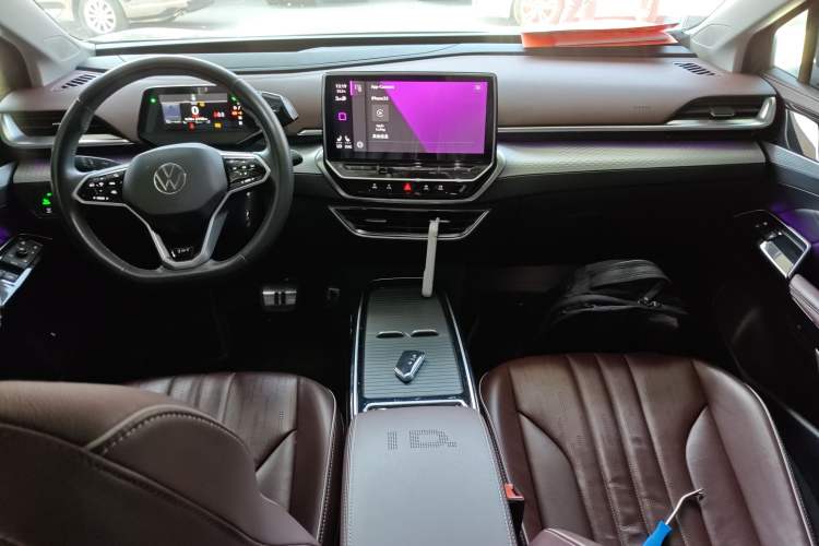 Used Volkswagen ID.6 X 2021 1st Edition ID. First Impression Edition Center Console