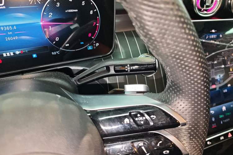 Used Mercedes-Benz C-Class 2023 C 200 L Sport Edition Gear Lever