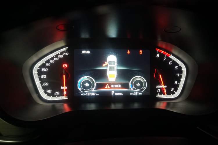 Used CHANGAN CS85 COUPE 2019 1.5T DCT Dynamic Version China VI Standard Instrument Cluster