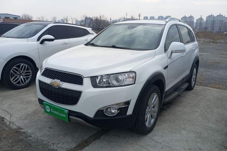 Used Chevrolet Captiva 2014 2.4L 4x4 Flagship Edition 7 Seats