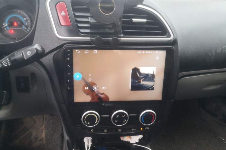 Used Soueast V3 Lingyue 2015 1.5L Manual Style Edition
