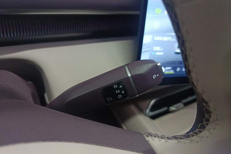 Used Deepal S07 2026 230Ultra with Huawei Qiankun ADS SE Edition Gear Lever