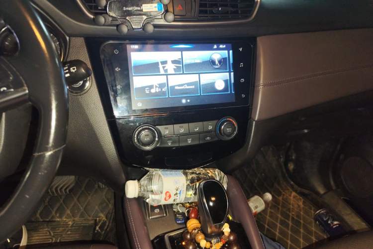 Used Nissan Qashqai 2019 2.0L CVT Flagship Edition Audio And AC Panel