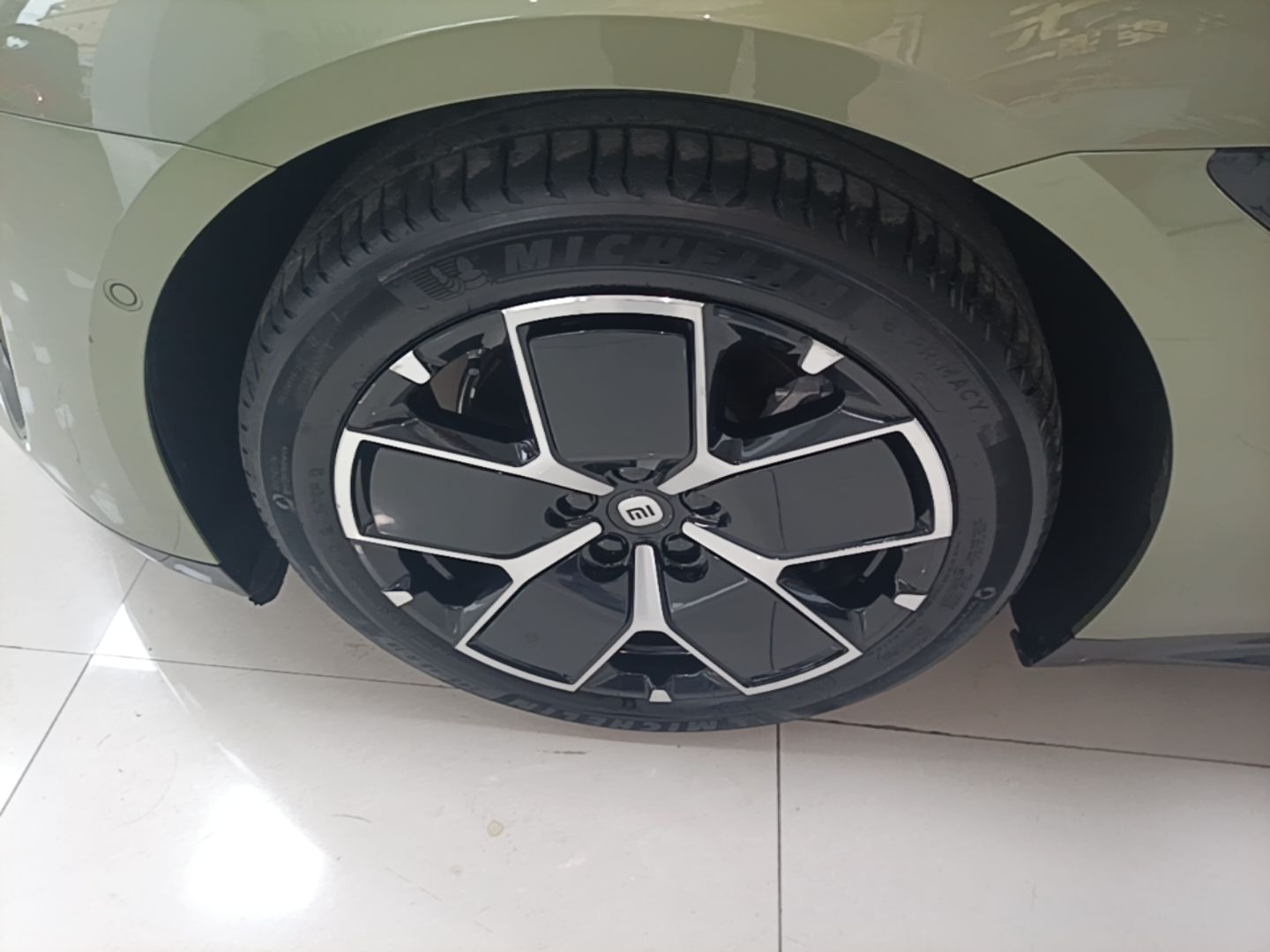 Xiaomi Auto SU7 2024 Rear-Drive Long-Range Intelligent Driving Version — снимка 10