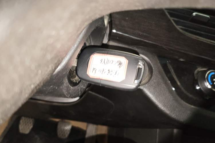 Used Baojun 310 2016 1.2L Manual Luxury Model