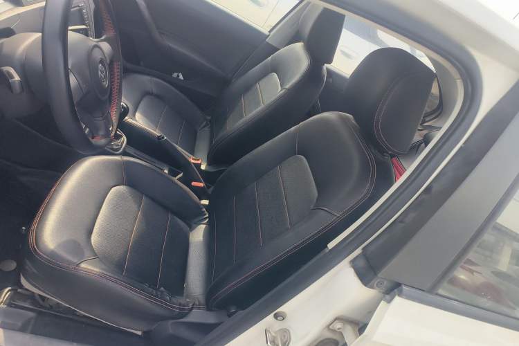 Used Volkswagen Santana 2015 1.4L Manual Fashion Edition Left Front Seat