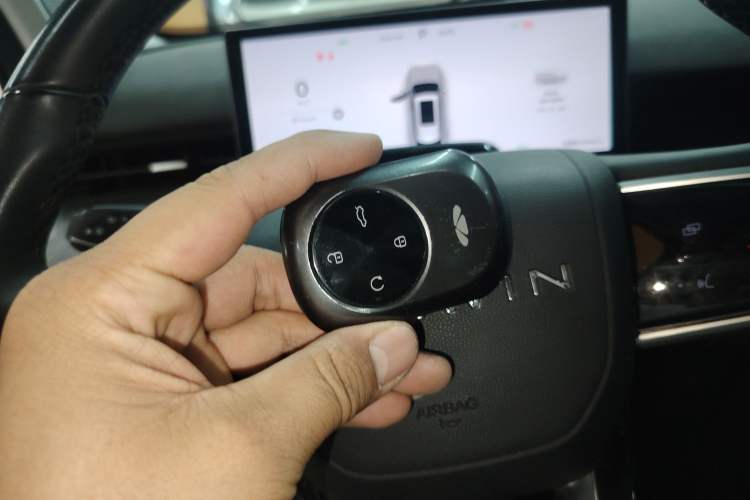 Used Chery Fengyun T9 2024 120 Long-Range Flagship Version 7 Seats Ternary Lithium